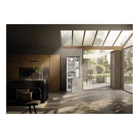 Liebherr CBNsda575i 70/30 No Frost Fridge Freezer - Silver